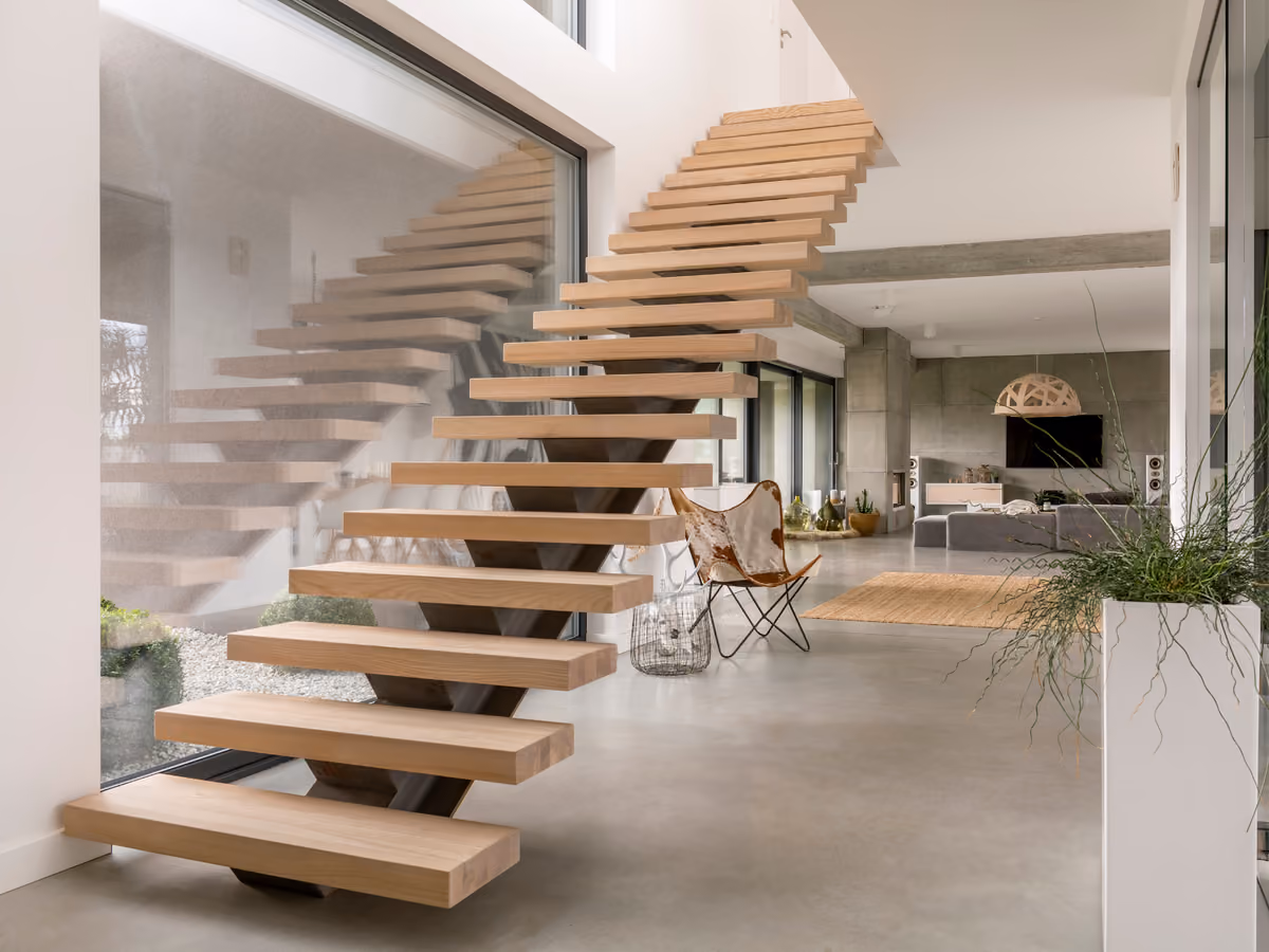 Maßgefertigte Treppe im Innenausbau